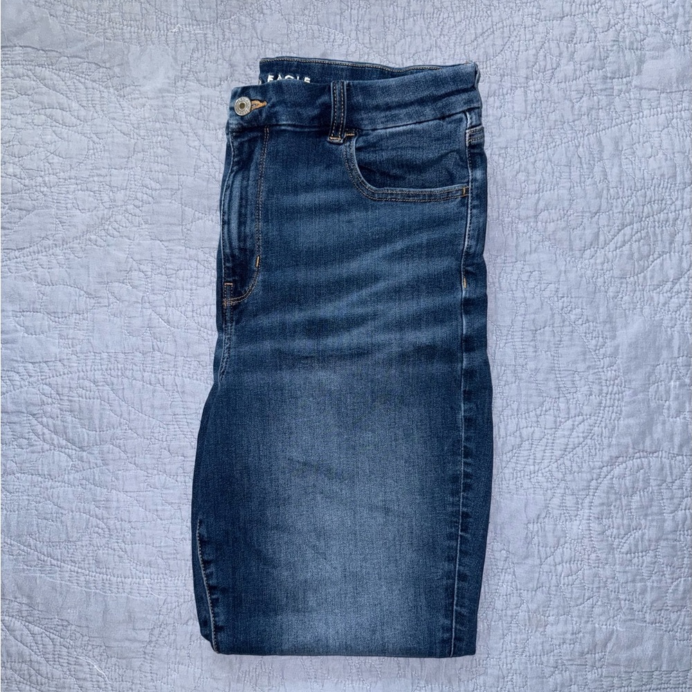 American Eagle Outfitters Curvy Hi-Rise Jegging